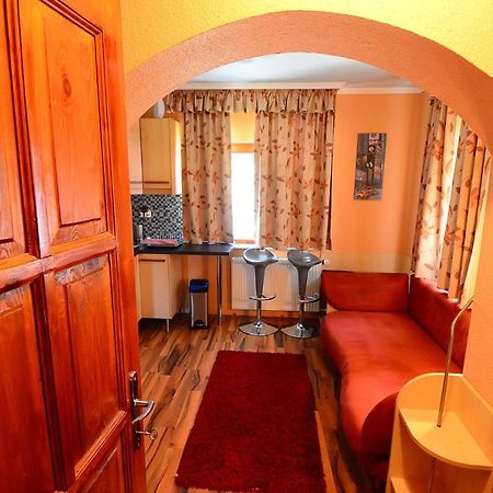 Medora Park - Bagolyvar Apartmanhaz Gárdony エクステリア 写真