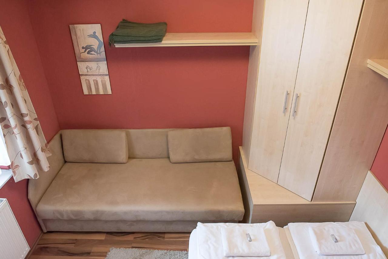 Medora Park - Bagolyvar Apartmanhaz Gárdony エクステリア 写真